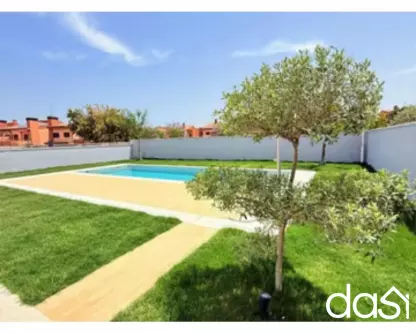 Lujo, confort y diseño contemporáneo en una de las urbanizaciones más exclusivas de la Comunidad Valenciana.