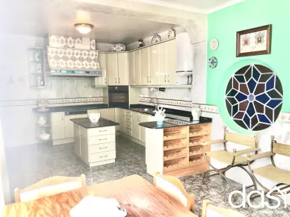 Se vende fabulosa casa clásica en centro de Valdepeñas - Foto 3