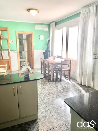 Se vende fabulosa casa clásica en centro de Valdepeñas - Foto 4