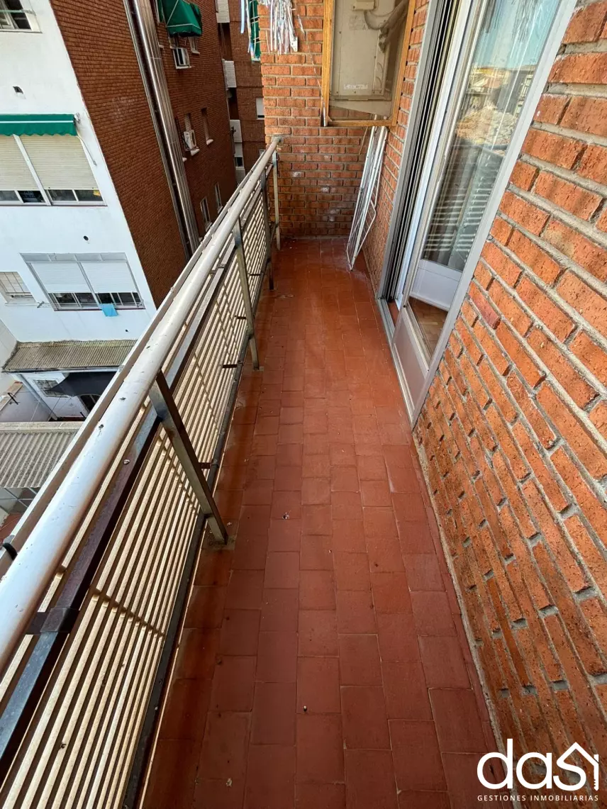 Piso en venta y alquiler en Valdepeñas - Foto 13