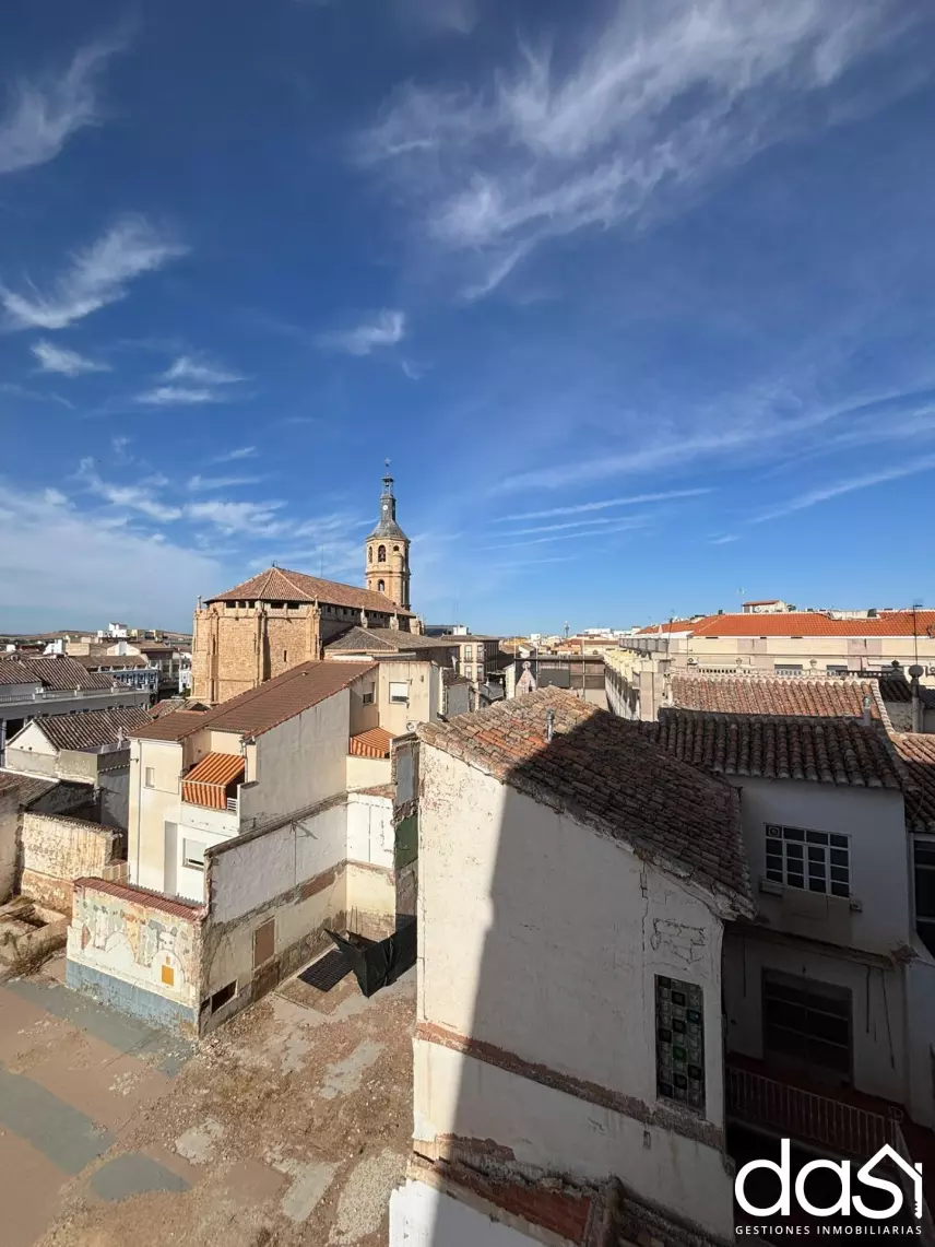 Piso en venta y alquiler en Valdepeñas - Foto 18