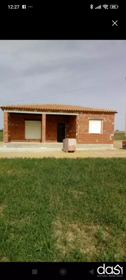 Se vende casa medio construir en Santa Cruz de Mudela