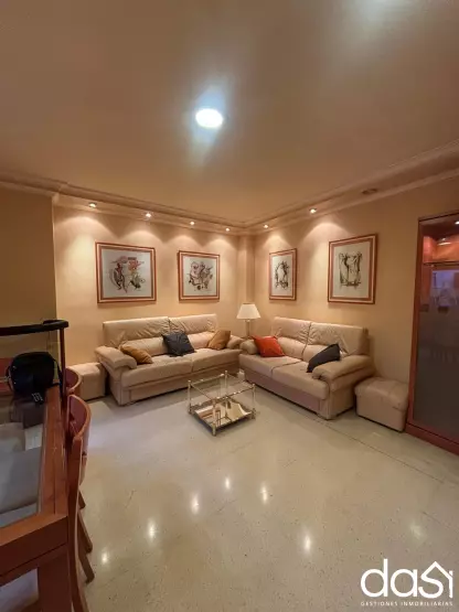 Se alquila piso en Valdepeñas