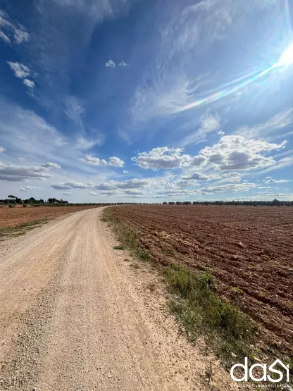 Tu Proyecto a Medida: Terreno Estratégico y Listo para Empezar - Foto 2