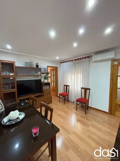 Vivienda familiar lista para entrar a vivir con excelentes comodidades - Foto 2