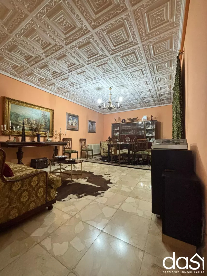 Casa en venta en Valdepeñas - Foto 2