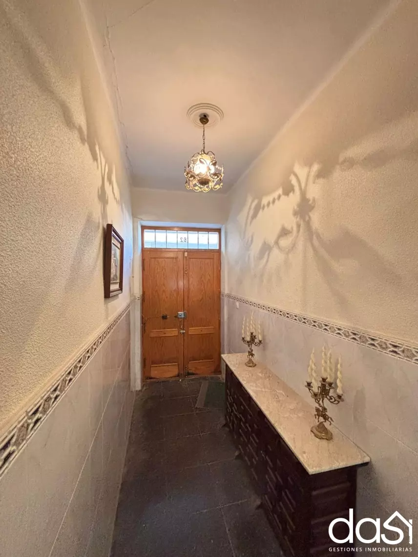 Casa en venta en Valdepeñas - Foto 1