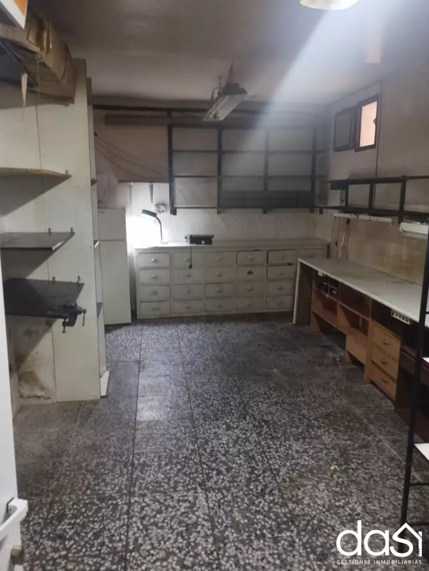 Local comercial en venta en Valdepeñas - Foto 13