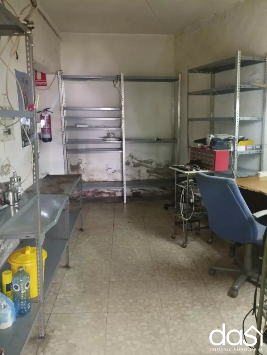 Local comercial en venta en Valdepeñas - Foto 9