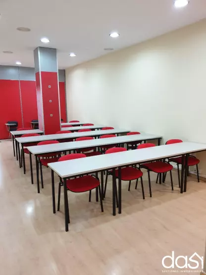 Local comercial en venta con gran potencial - Foto 4