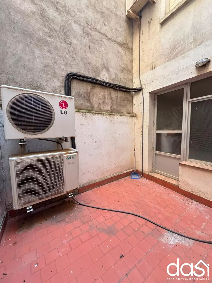 Local comercial en alquiler en Valdepeñas - Foto 16