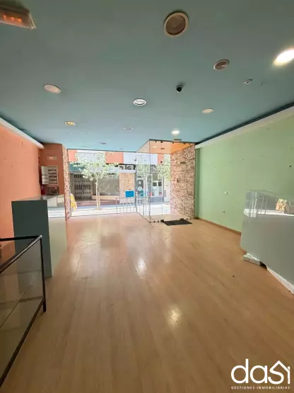 Local comercial en venta con gran potencial - Foto 2