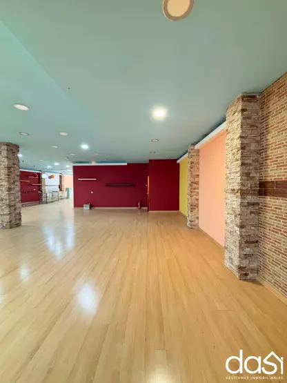 Local comercial en venta con gran potencial - Foto 5