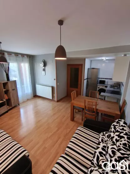Piso en venta: acogedor, luminoso y listo para entrar a vivir - Foto 1