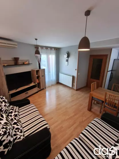 Piso en venta: acogedor, luminoso y listo para entrar a vivir - Foto 2