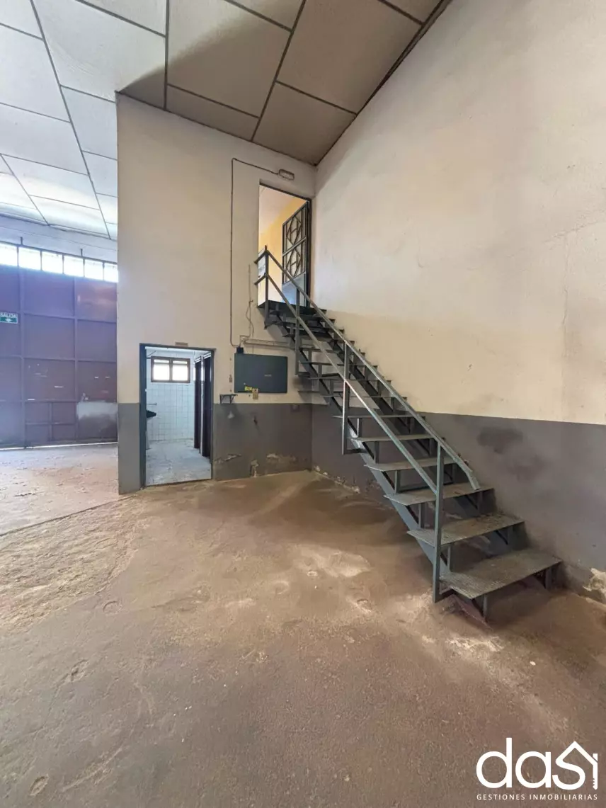 Terreno industrial en venta en Valdepeñas - Foto 4