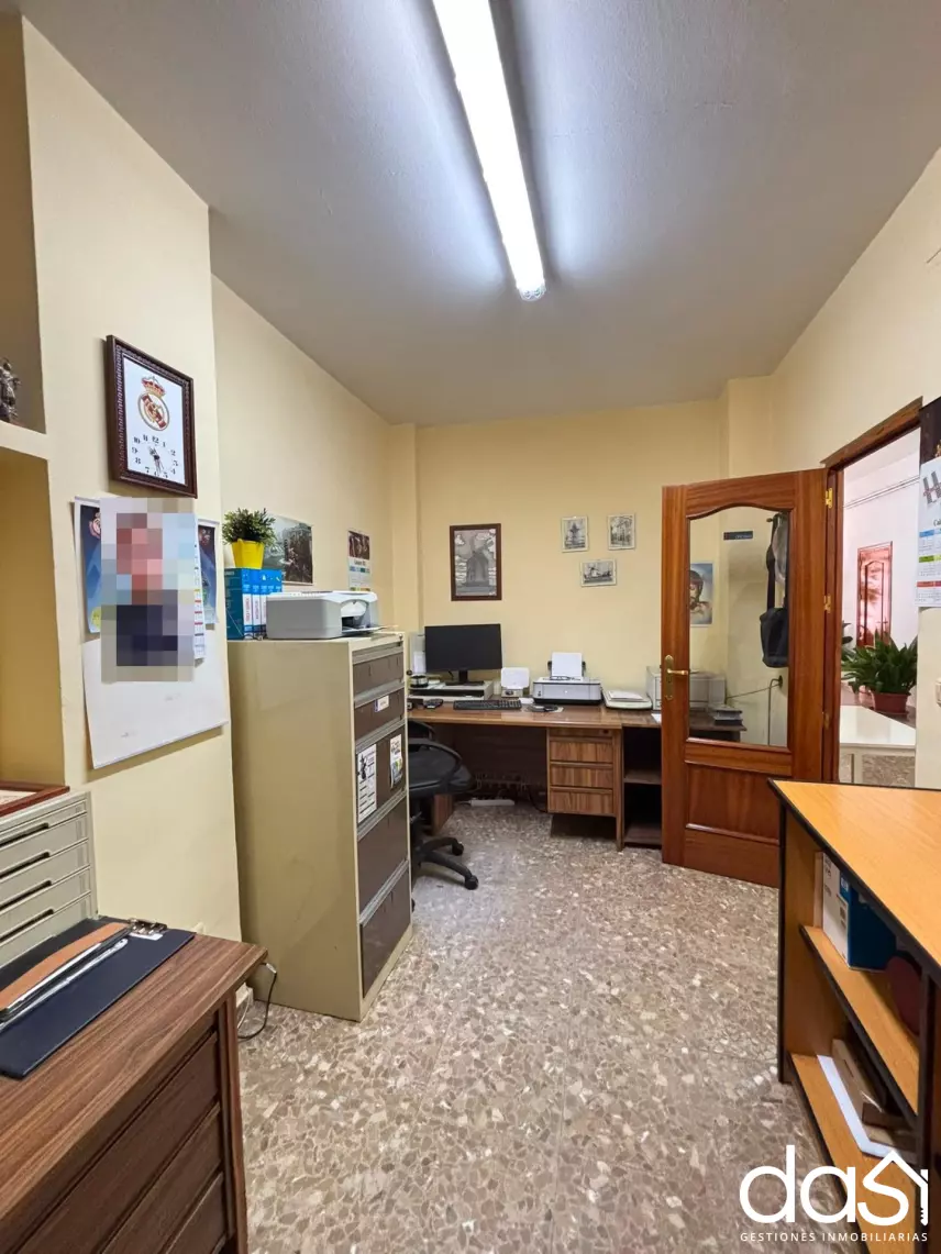 Local comercial en alquiler en Valdepeñas - Foto 10