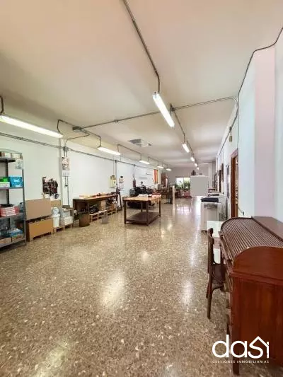 Amplio local en planta baja con excelente potencial de adaptación - Foto 4