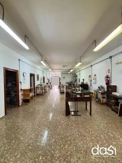 Local comercial en alquiler en Valdepeñas - Foto 7