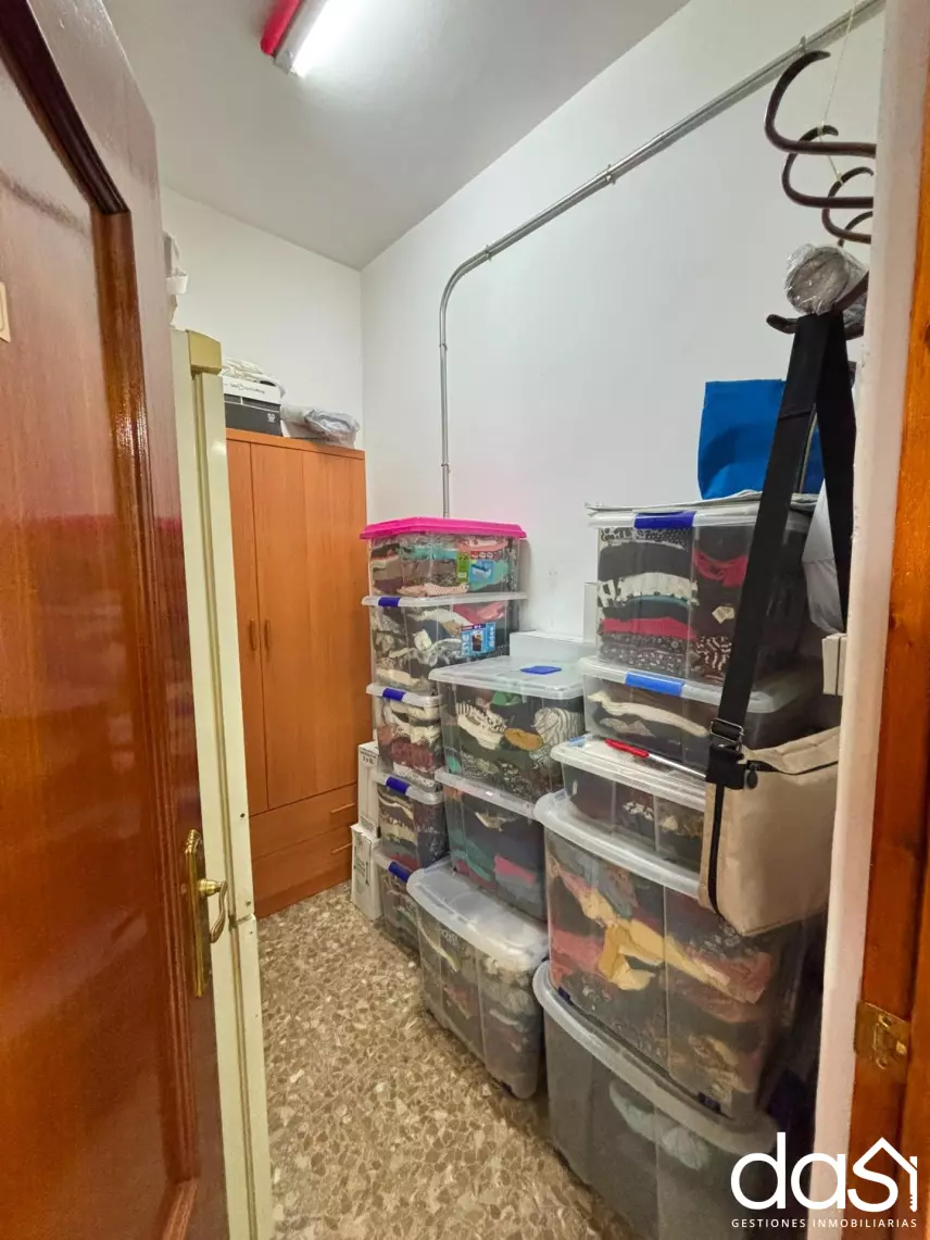 Local comercial en alquiler en Valdepeñas - Foto 9