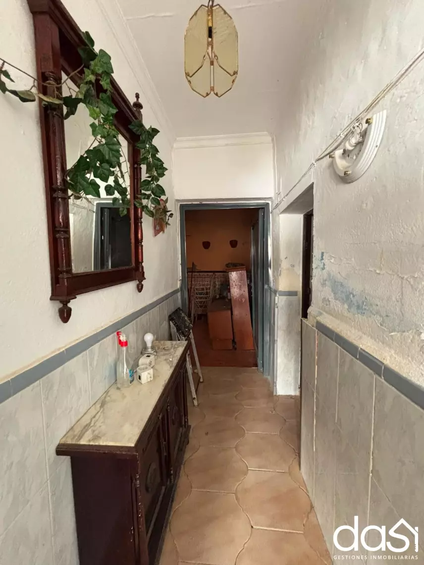 Casa en venta en Valdepeñas - Foto 1