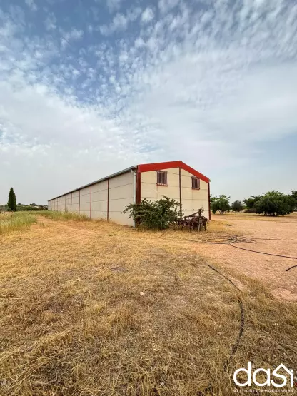 Venta de Nave a 1 km de Valdepeñas - Foto 2