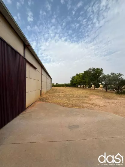 Venta de Nave a 1 km de Valdepeñas - Foto 5