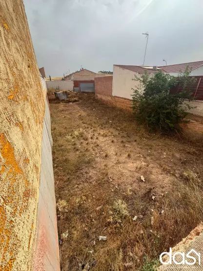 Terreno urbano edificable en zona residencial - Foto 2