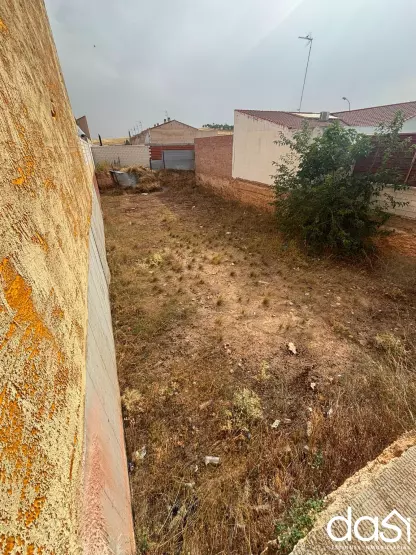Terreno urbano edificable en zona residencial - Foto 3