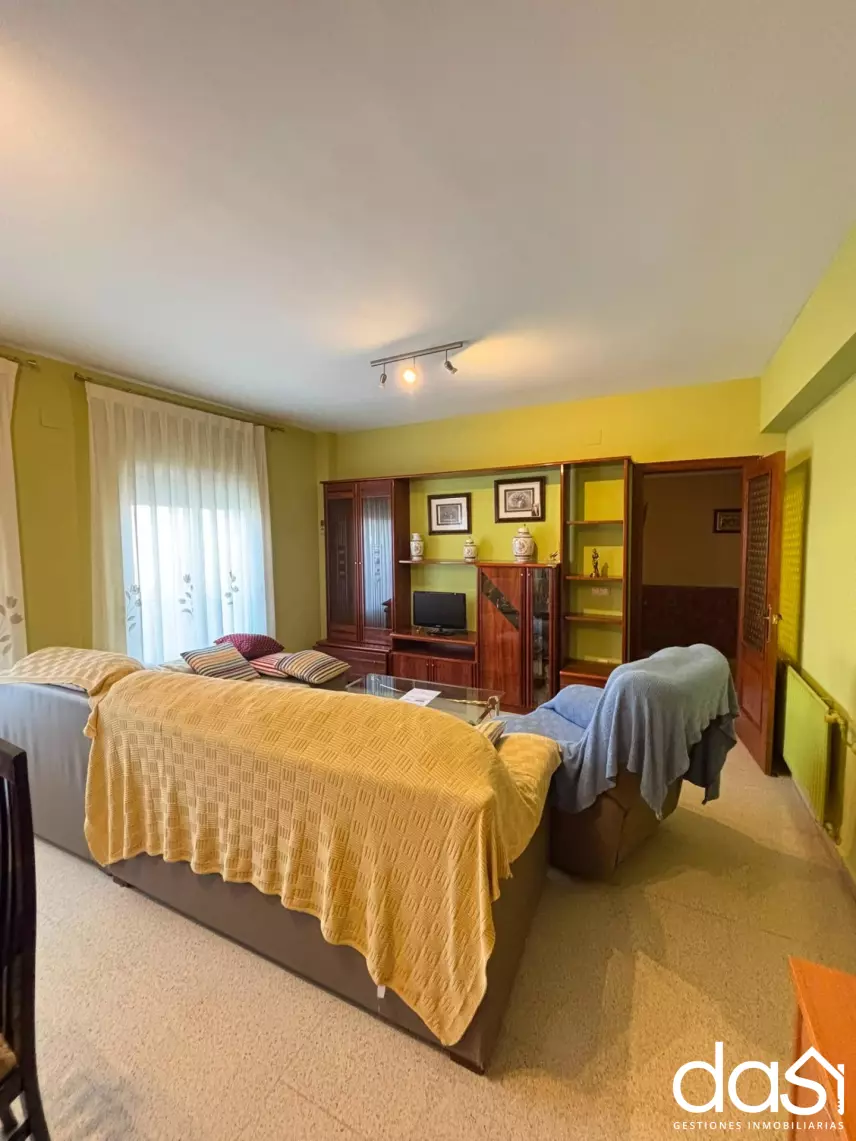 Piso en venta en Santa Cruz de Mudela - Foto 1
