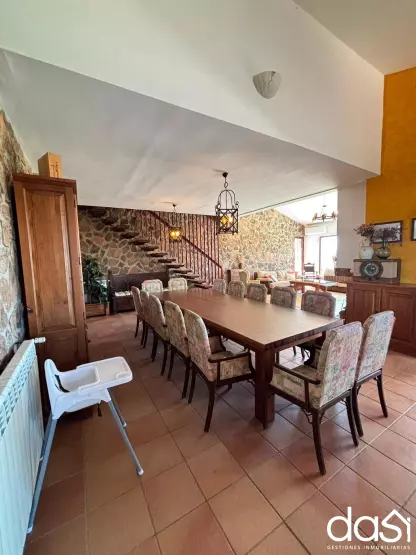Espectacular casa rural autosuficiente con piscina en entorno natural reservado - Foto 4