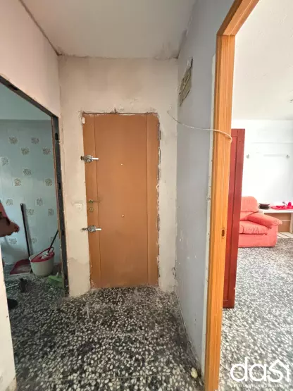 Oportunidad: Venta de piso para reformar - Foto 3