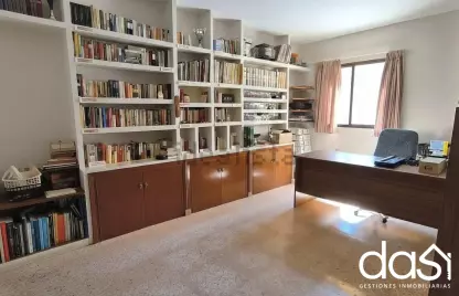 Casa de dos plantas en La Solana - Foto 4