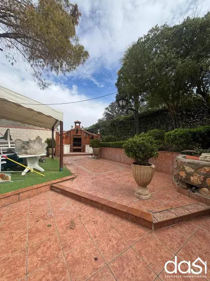 Venta De Espectacular chalet independiente En El Peral. - Foto 4
