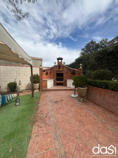 Venta De Espectacular chalet independiente En El Peral. - Foto 5