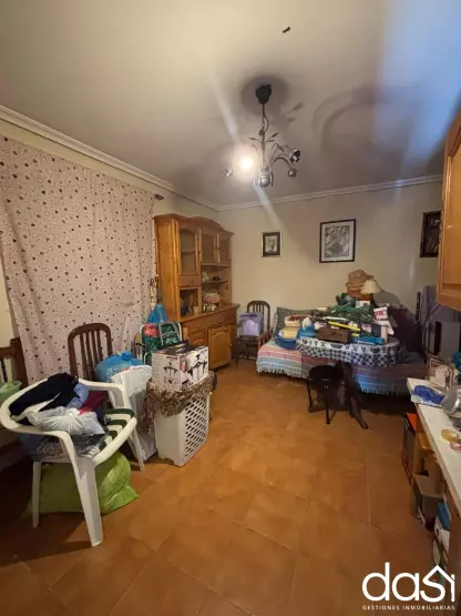 Venta De Casa en planta baja con parcela de 250 m² - Foto 2