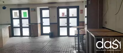 Oportunidad de negocio: Bar reformado de 129 m² a pie de calle por 985 €/mes - Foto 2