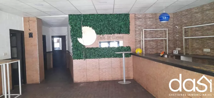 Local comercial en alquiler en Valdepeñas - Foto 4