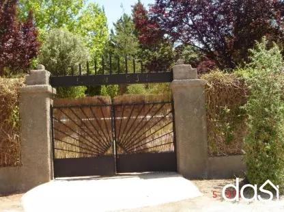 Venta De Chalet en Las Lagunas de Ruidera - Foto 1