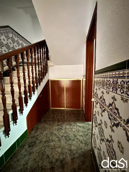 Venta De Casa distribuida en tres plantas con azotea - Foto 5