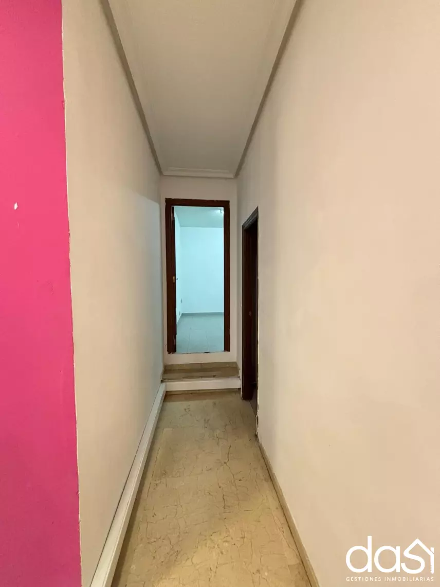 Local comercial en venta en Valdepeñas - Foto 11