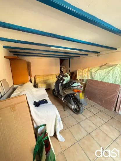 Se Vende Nave con oficinas y dos pisos por terminar - Foto 5
