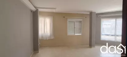 Venta de Piso de 120 m² con 3 dormitorios en 1ª planta - Foto 2