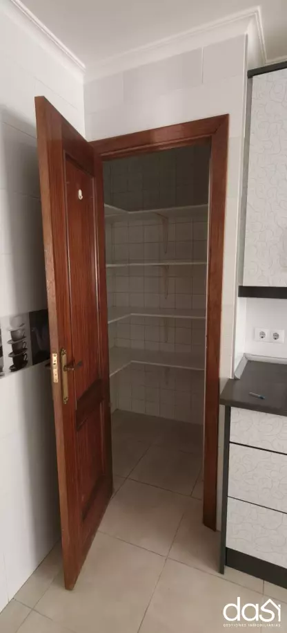 Venta de Piso de 120 m² con 3 dormitorios en 1ª planta - Foto 4