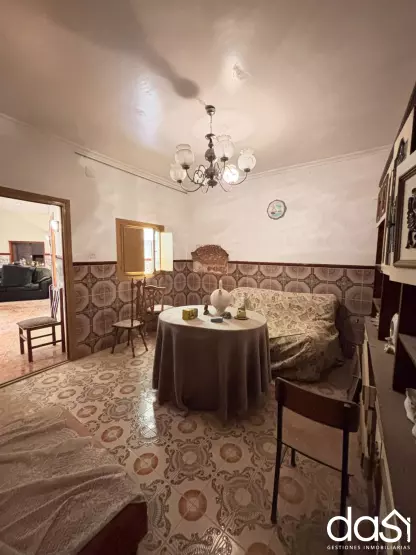 Venta De Casa con amplio patio interior - Foto 4