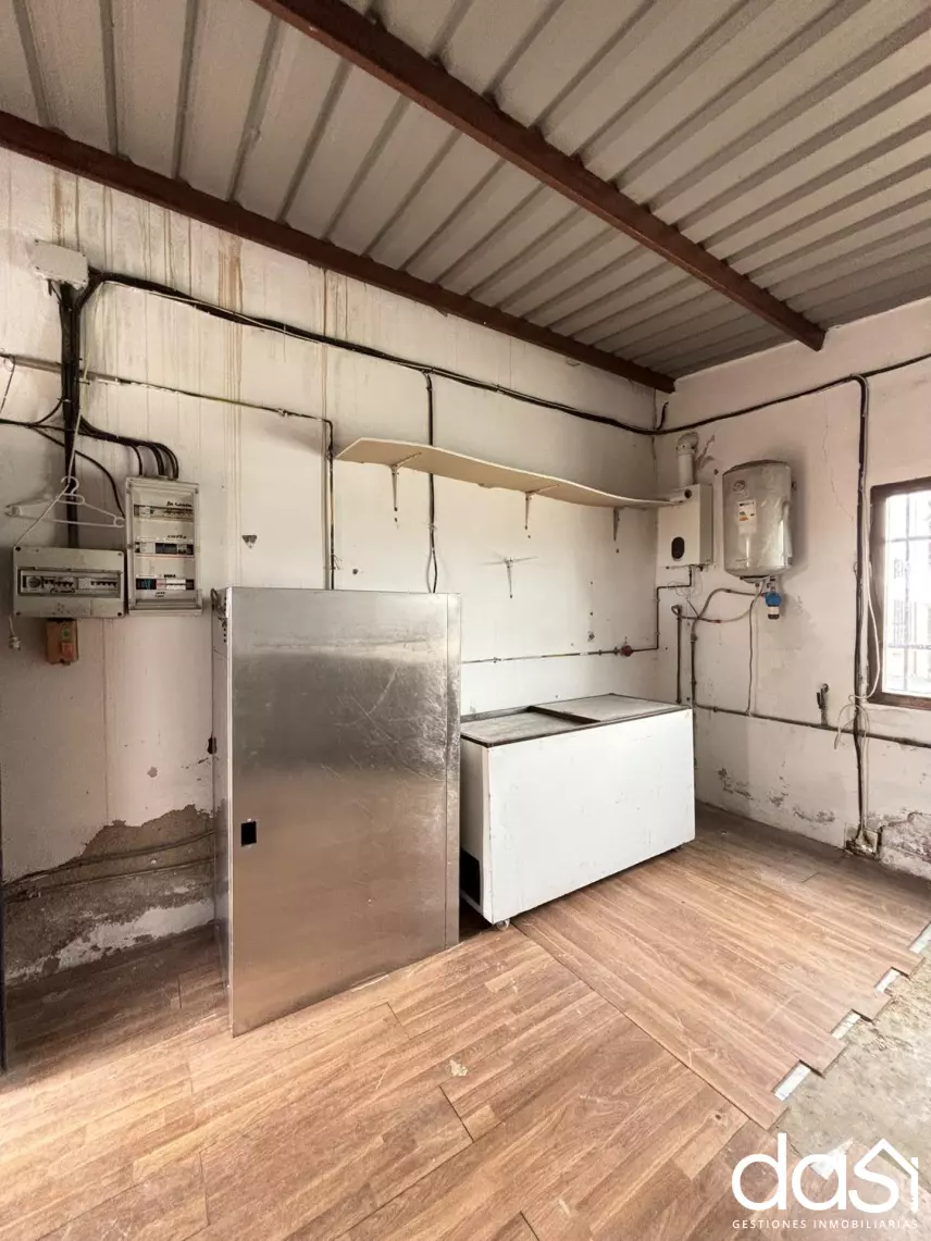 Local comercial en venta en Valdepeñas - Foto 10