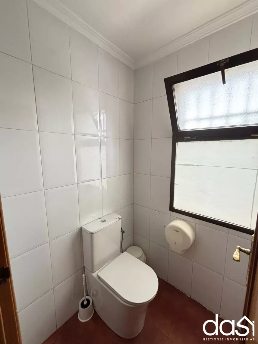 Local comercial en venta en Valdepeñas - Foto 27