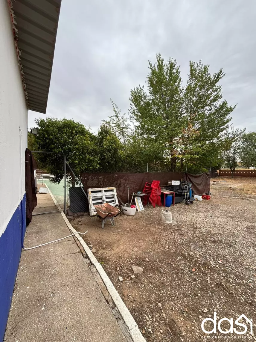 Local comercial en venta en Valdepeñas - Foto 7